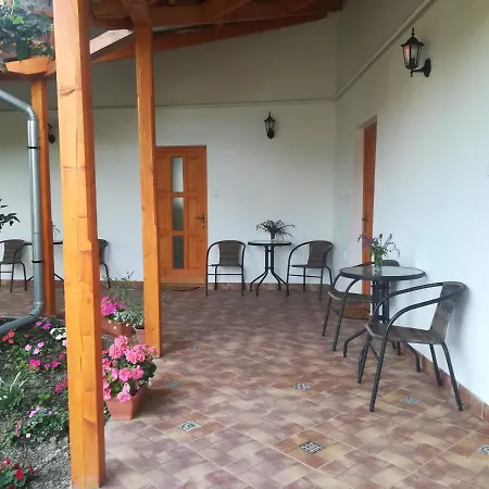 Vendégház Négy Tücsök Nagykörű